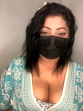 Snapshot of _Cute_ariana_ chatting on 25, 10, 2025 Cute ariana online show from 25, 10, 2025