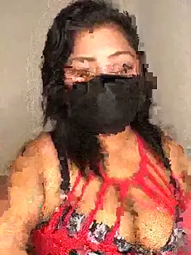 Snapshot of _Cute_ariana_ chatting on 10, 11, 2025 Cute ariana online show from 10, 11, 2025