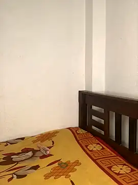 Snapshot of _Cute_ariana_ chatting on 15, 11, 2025 Cute ariana online show from 15, 11, 2025