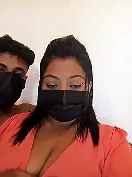 Snapshot of _Cute_ariana_ chatting on 28, 2, 2025 Cute ariana online show from 28, 2, 2025