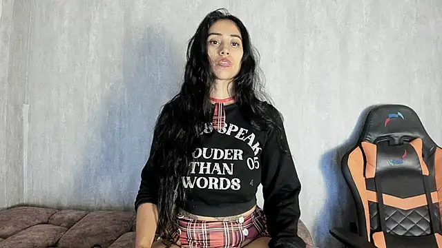 Valentinne z online show from 18, 3, 2025