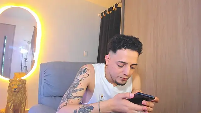 alejandro calderon1 online show from 22, 1, 2025