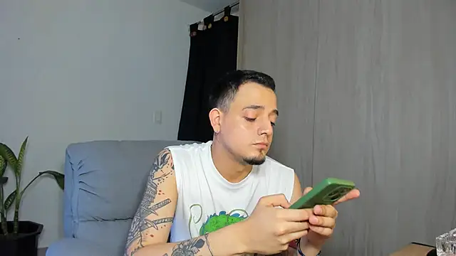 alejandro calderon1 online show from 6, 3, 2025