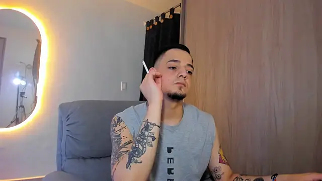 alejandro calderon1 online show from 24, 2, 2025