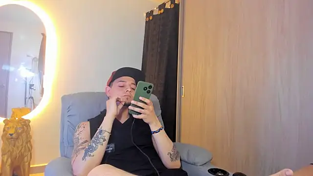 alejandro calderon1 online show from 16, 2, 2025