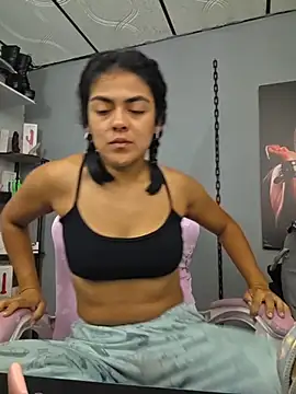 Snapshot of Hannah-grace chatting on 21, 2, 2026 Hannah-grace online show from 21, 2, 2026