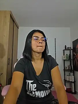 Hannah-grace online show from 25, 5, 2026