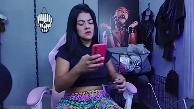 Snapshot of Hannah-grace chatting on 2, 2, 2026 Hannah-grace online show from 2, 2, 2026