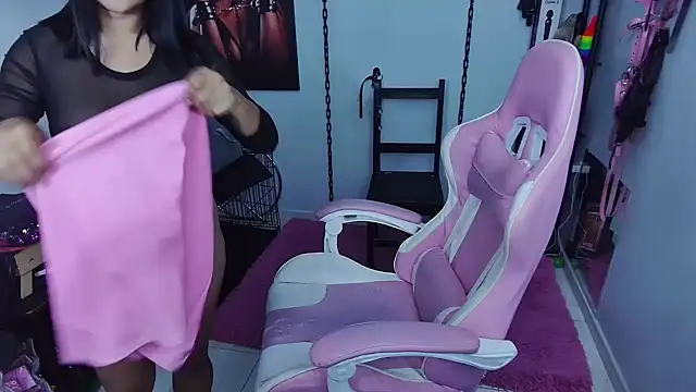 Hannah-grace online show from 7, 1, 2026