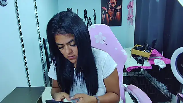 Hannah-grace online show from 27, 2, 2025