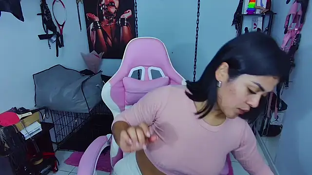 Hannah-grace online show from 21, 11, 2025