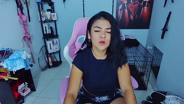 Hannah-grace online show from 11, 10, 2025