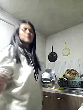 Hannah-grace online show from 4, 3, 2025