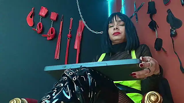 amy-mistress online show from 8, 12, 2024