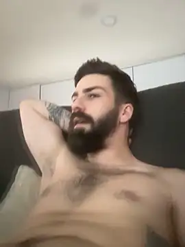 kinkyguy04 online show from 4, 5, 2026
