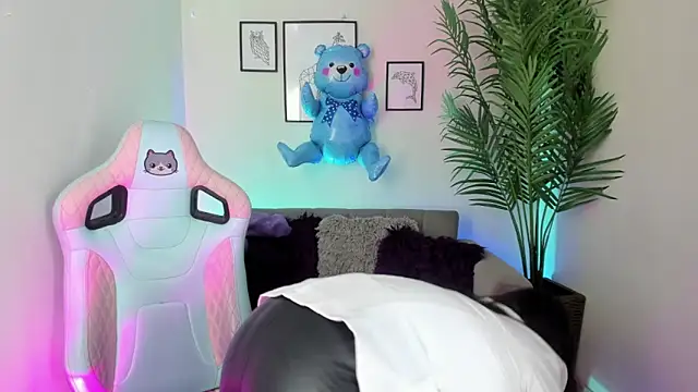 Kyomi chang online show from 15, 3, 2025