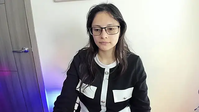 Snapshot of Kyomi_chang chatting on 4, 7, 2026 Kyomi chang online show from 4, 7, 2026