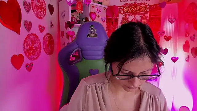 Snapshot of Kyomi_chang chatting on 4, 2, 2026 Kyomi chang online show from 4, 2, 2026