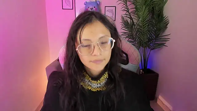 Kyomi chang online show from 13, 3, 2025