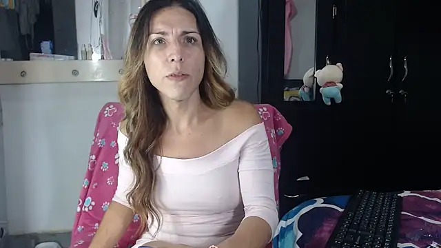 aleera starxx982 online show from 3, 11, 2025