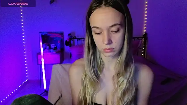 SexyCocobutt online show from 2, 11, 2025