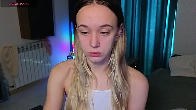 SexyCocobutt online show from 8, 11, 2025