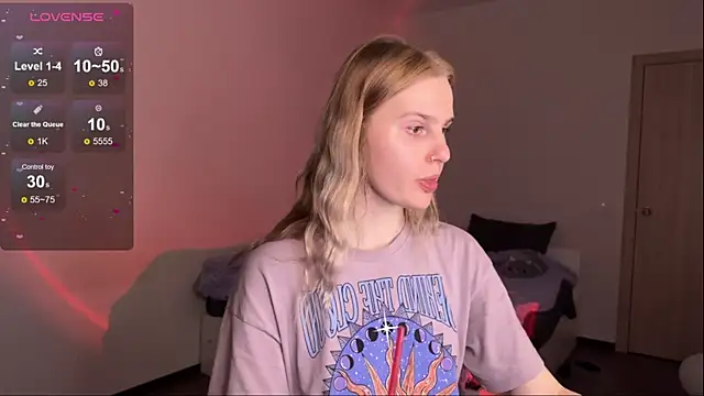 Chanel Gill online show from 22, 3, 2025