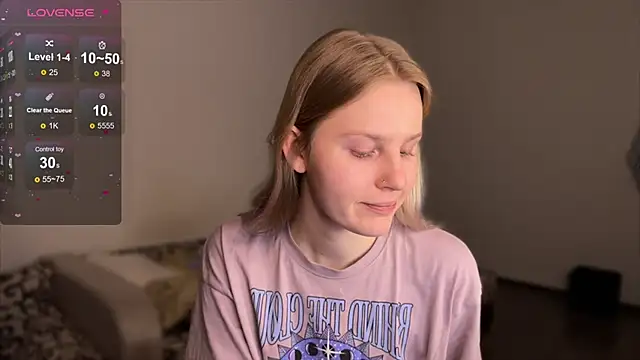 Chanel Gill online show from 5, 3, 2025