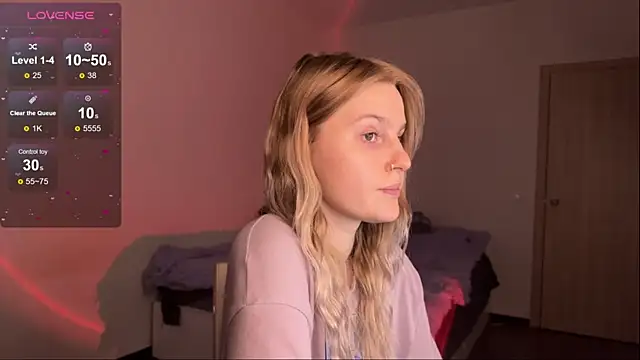 Chanel Gill online show from 23, 3, 2025