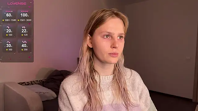 Chanel Gill online show from 22, 2, 2025