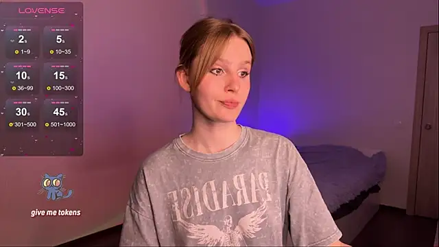 Chanel Gill online show from 17, 3, 2025