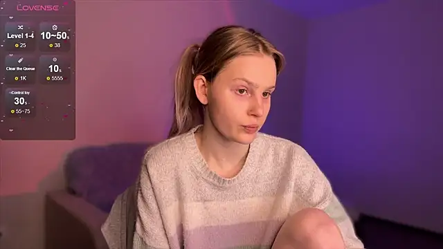 Chanel Gill online show from 23, 2, 2025