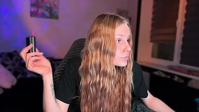 Chanel Gill online show from 3, 12, 2025