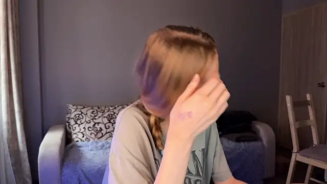 Chanel Gill online show from 26, 9, 2025