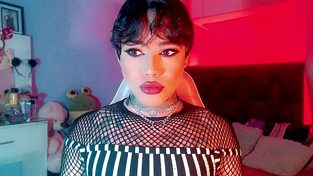 Snapshot of little_star_porn chatting on 6, 3, 2025 little star porn online show from 6, 3, 2025