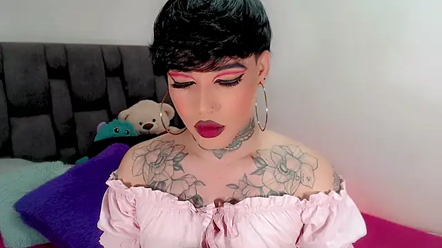 Snapshot of little_star_porn chatting on 2, 10, 2025 little star porn online show from 2, 10, 2025