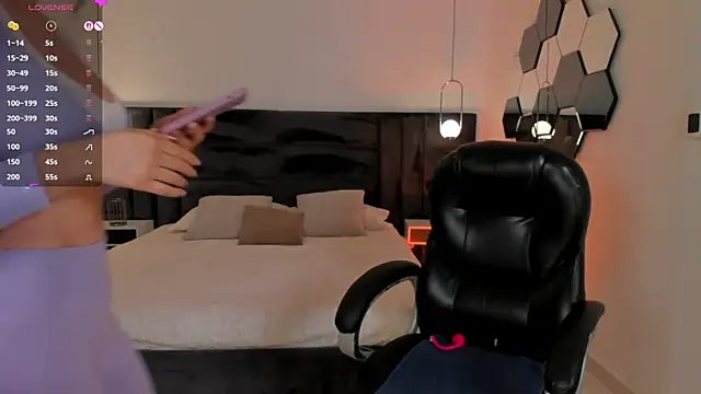 Snapshot of JennaOlsonX chatting on 14, 6, 2026 JennaOlsonX online show from 14, 6, 2026