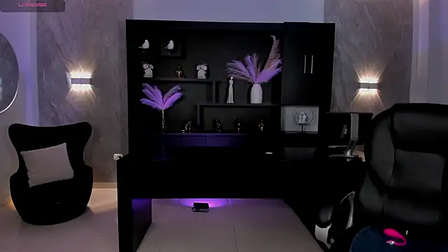 JennaOlsonX online show from 4, 12, 2025