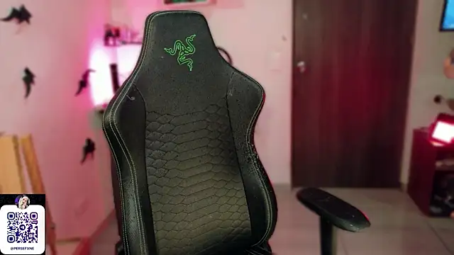 damnliciousss online show from 5, 4, 2026