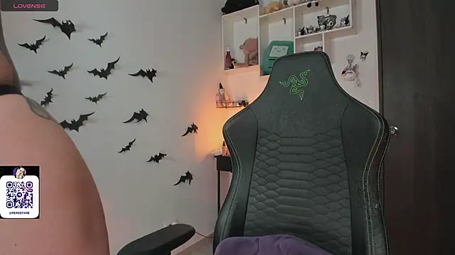 damnliciousss online show from 14, 11, 2025