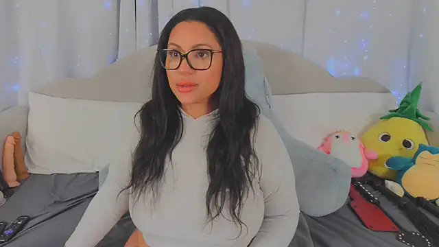 MeghanXO online show from 20, 5, 2026