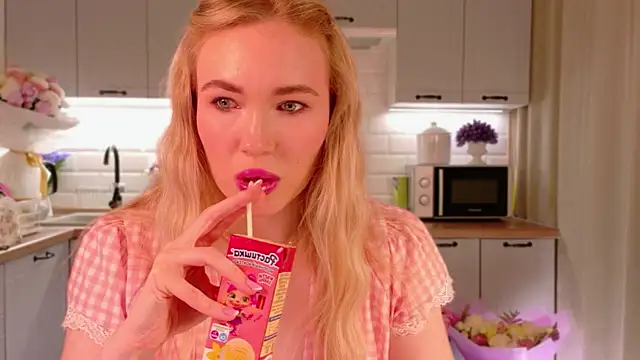 Veronika Mitchel online show from 29, 11, 2025