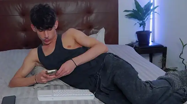 DanielCrush1 online show from 22, 2, 2025