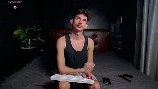 DanielCrush1 online show from 5, 11, 2025