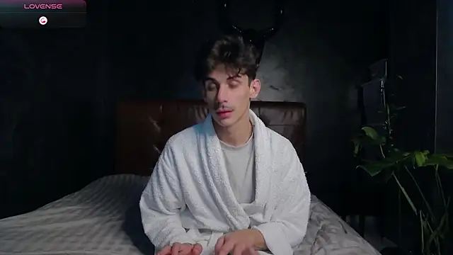 DanielCrush1 online show from 16, 11, 2025