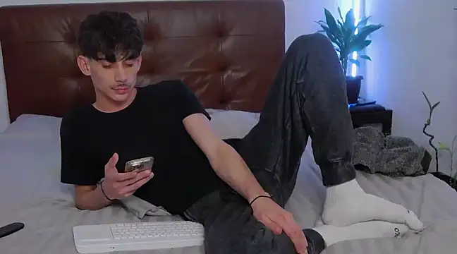 DanielCrush1 online show from 13, 2, 2025