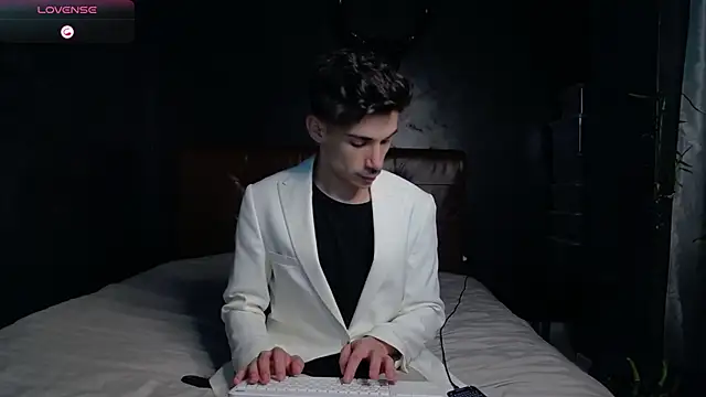 DanielCrush1 online show from 26, 11, 2025