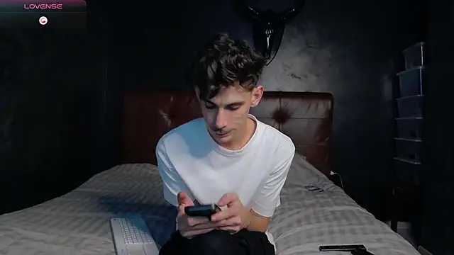 DanielCrush1 online show from 25, 11, 2025