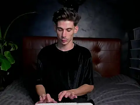 DanielCrush1 online show from 3, 10, 2025