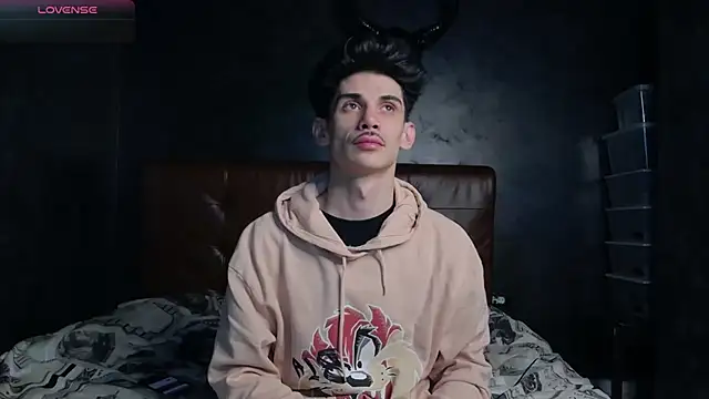 Snapshot of DanielCrush1 chatting on 7, 2, 2026 DanielCrush1 online show from 7, 2, 2026